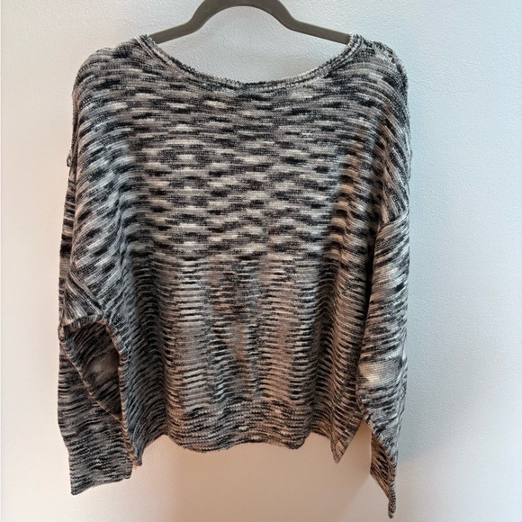 Scoop Space Dye Black And White Fringe Sweater L - Picture 5 of 5